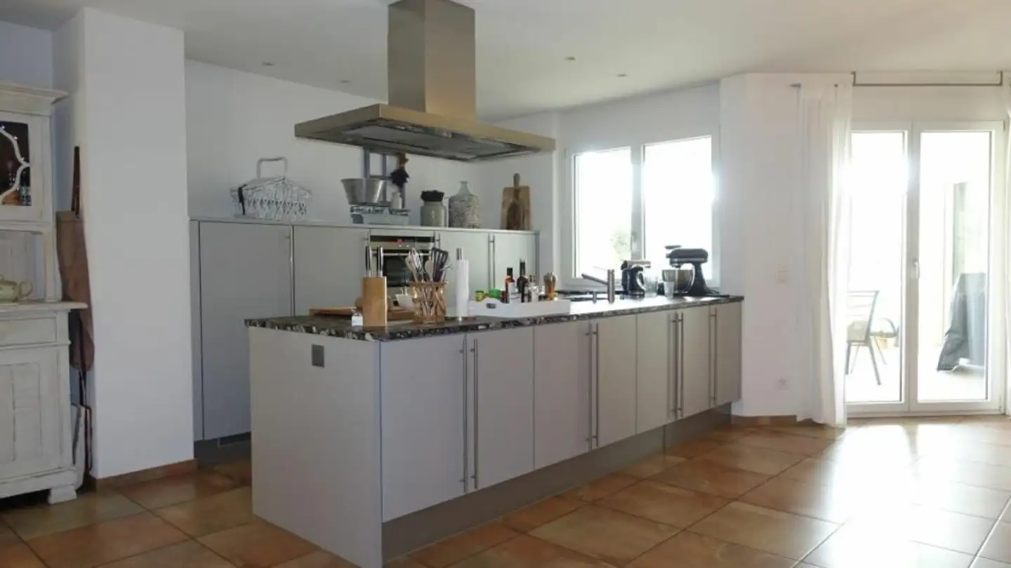 Commercial à louer - Juraweg 1, 3250 Lyss - Photo 2