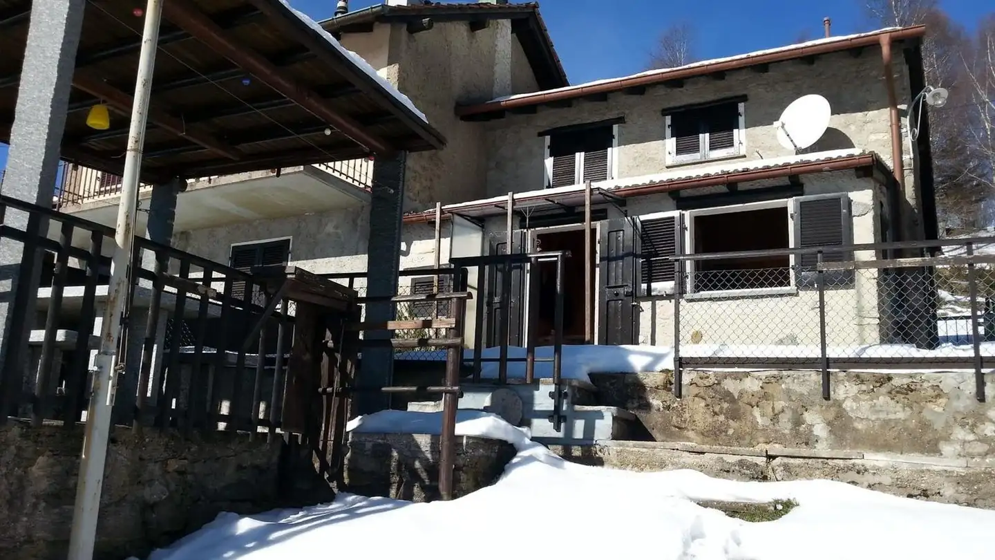 Single house for sale - Insone, 6951 Insone