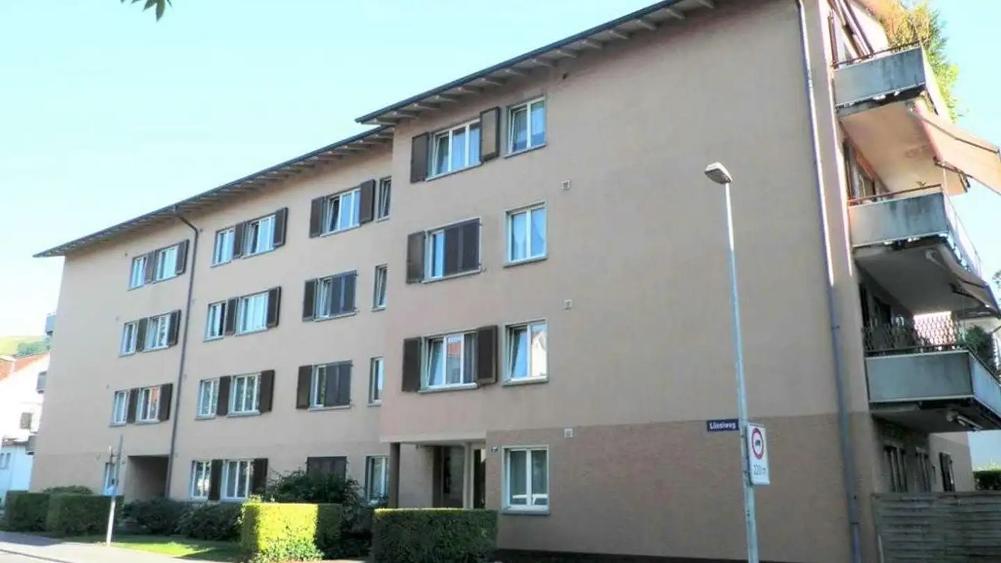 Parcheggio esterno in affitto - Lüssiweg 2A, 6300 Zug