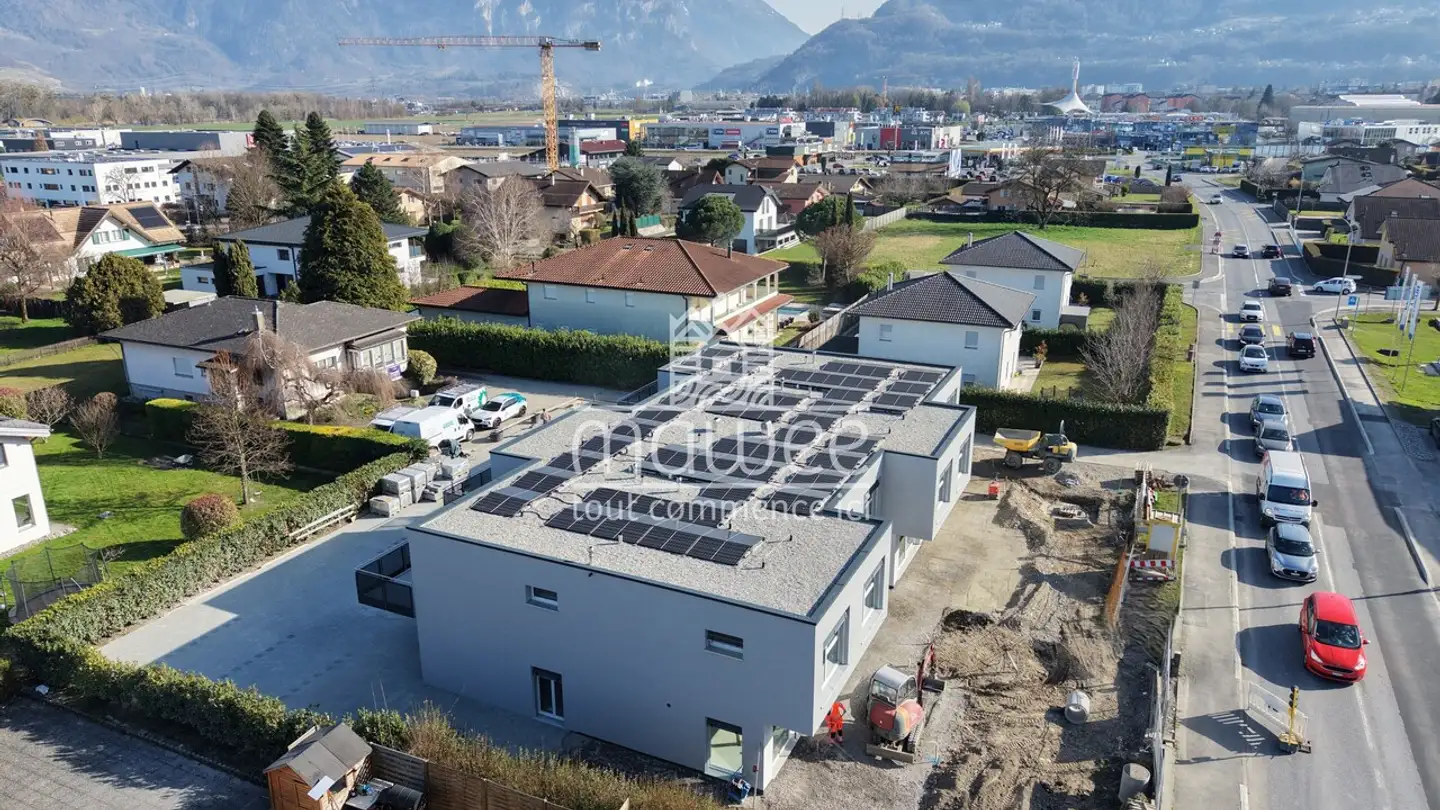 Row house for sale - 1868 Collombey - Photo 2