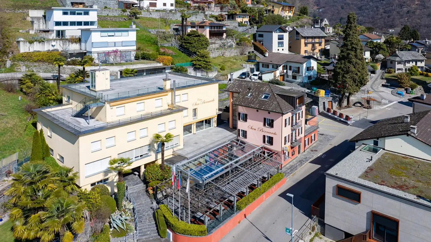 Hotel kaufen - 6646 Contra