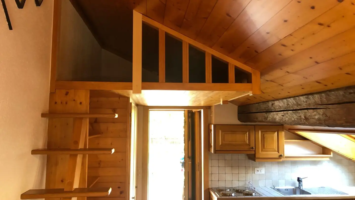 Apartment for rent - Route Du Chavalard 97a, 1926 Fully - Photo 3