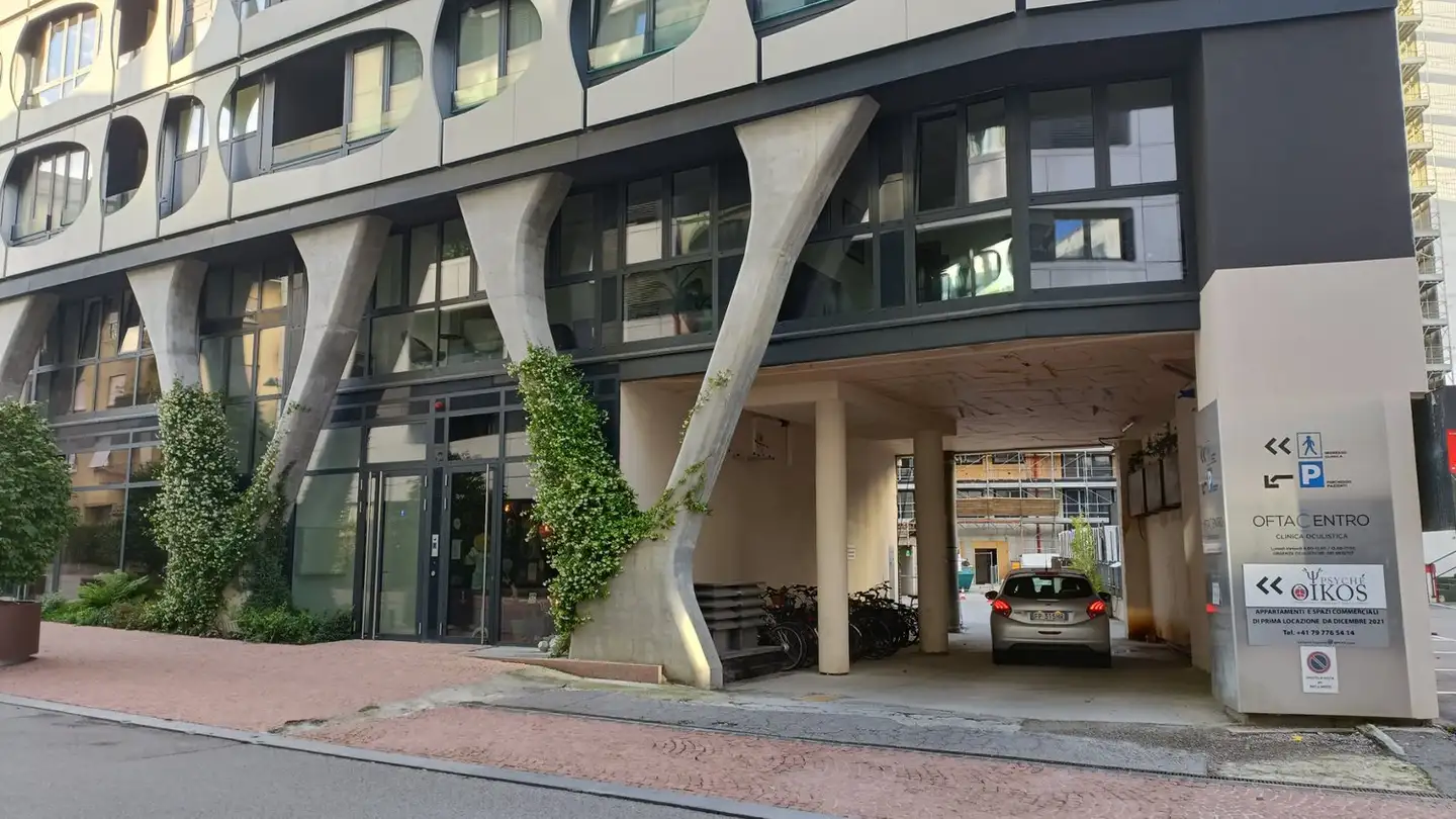 Apartment for rent - Via Delle Scuole 3, 6900 Paradiso - Photo 4