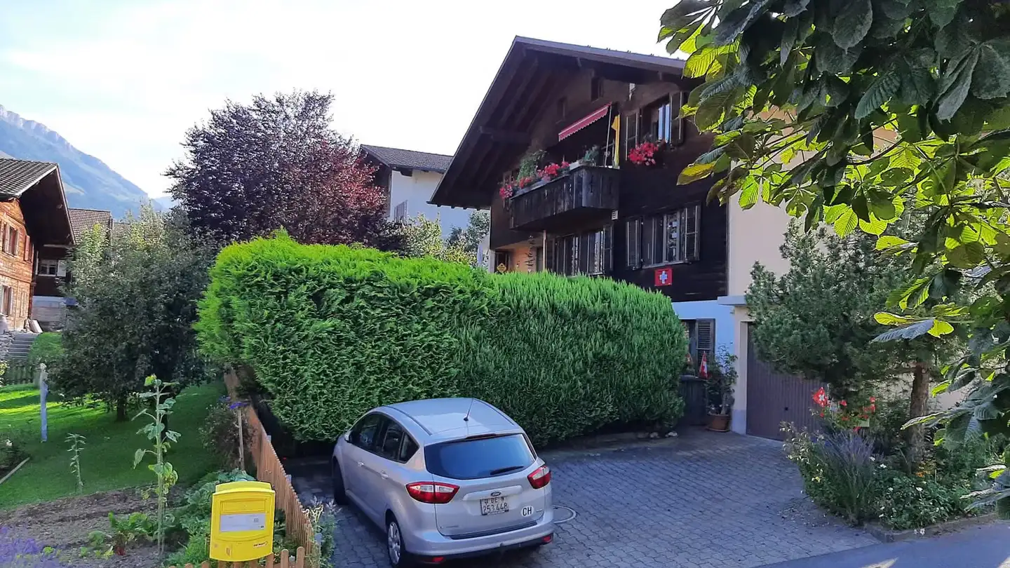 Dachgeschosswohnung mieten - Hirschimattestrasse 1, 3714 Frutigen - Foto 2