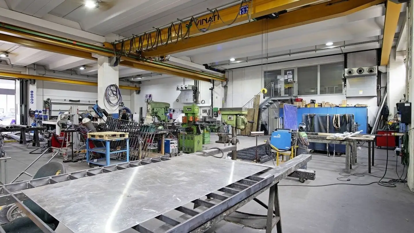 Advertising space for rent - Via San Gottardo 18, 6532 Castione - Photo 3