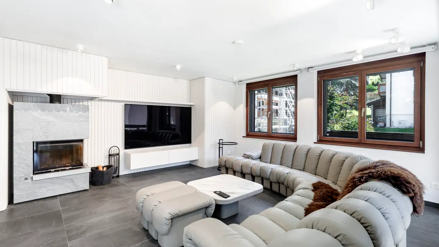 Apartment for sale - 3920 Zermatt - Photo 2