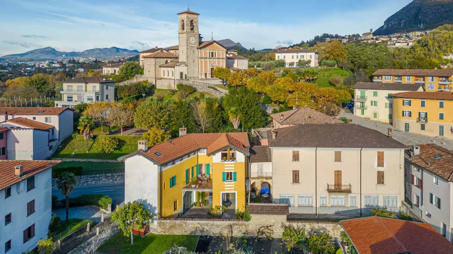 Semi-detached house for sale - 6834 Morbio Inferiore