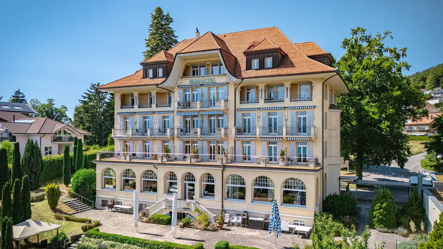 Hôtel à vendre - 3653 Oberhofen am Thunersee