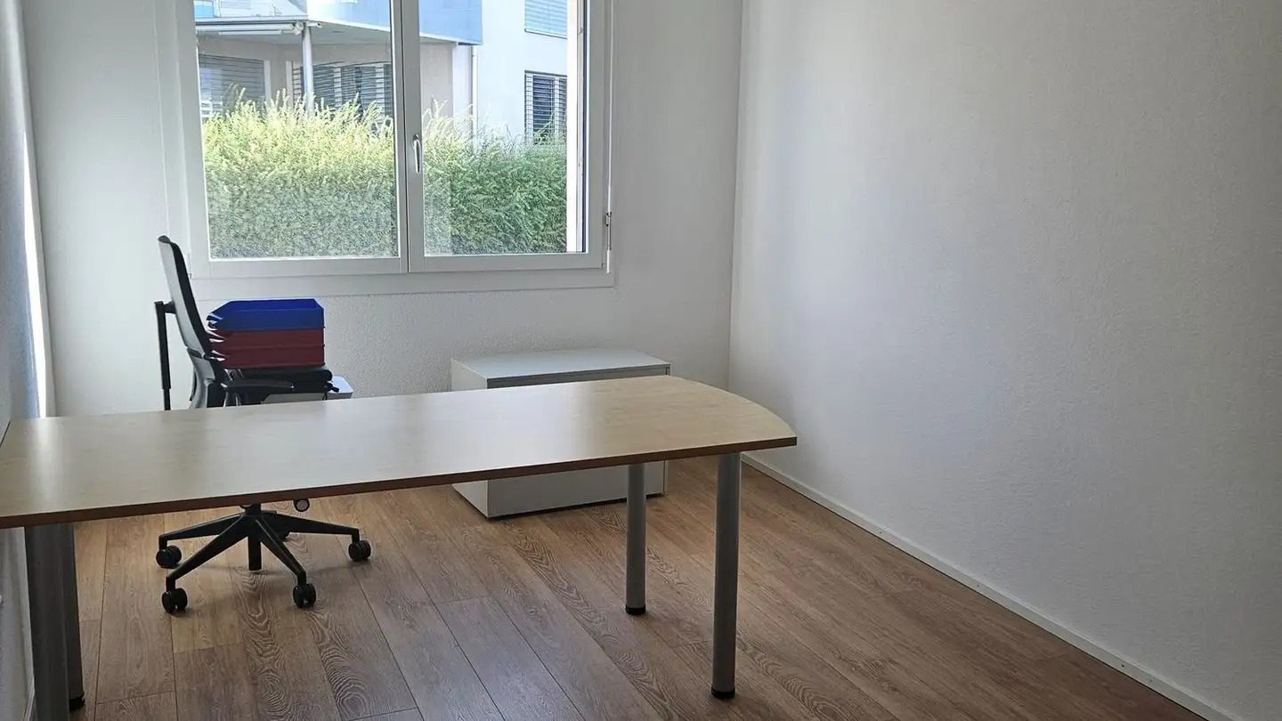 Bürofläche mieten - Rigiweg 17a, 6343 Holzhäusern ZG - Foto 3