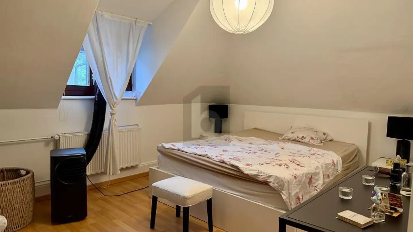 Attic flat for rent - 5034 Suhr - Photo 2