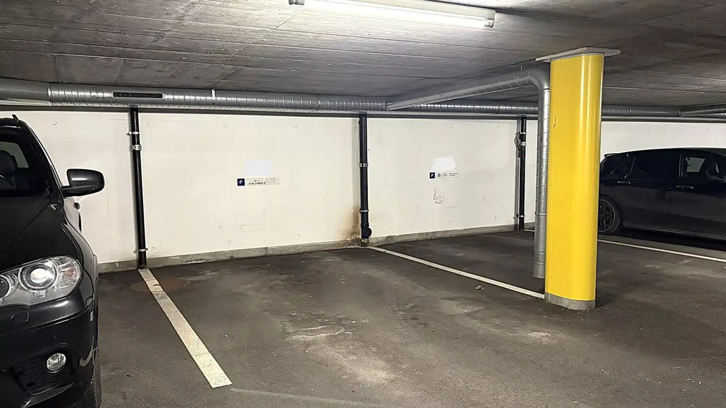 Underground parking space for rent - Place De La Gare, 3960 Sierre
