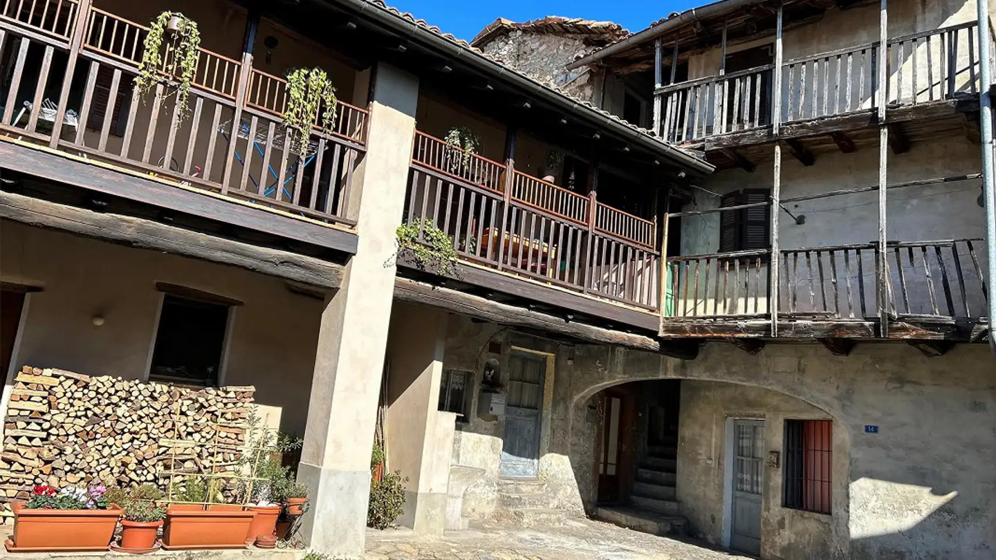 Villa in vendita - 6874 Castel San Pietro - Photo 2