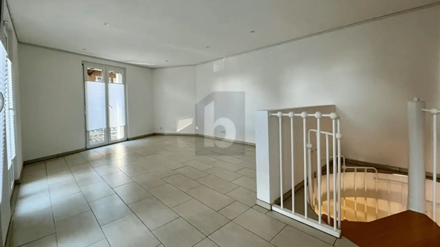 Gewerbe mieten - 8104 Weiningen ZH