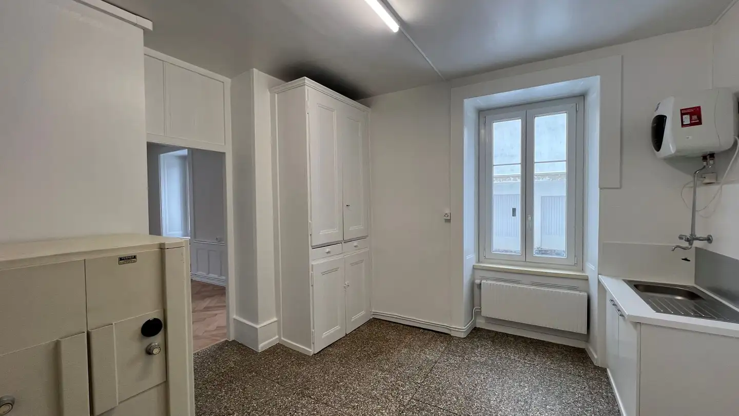 Gewerbe mieten - Rue De L'avenir 11, 2400 Le Locle - Foto 3
