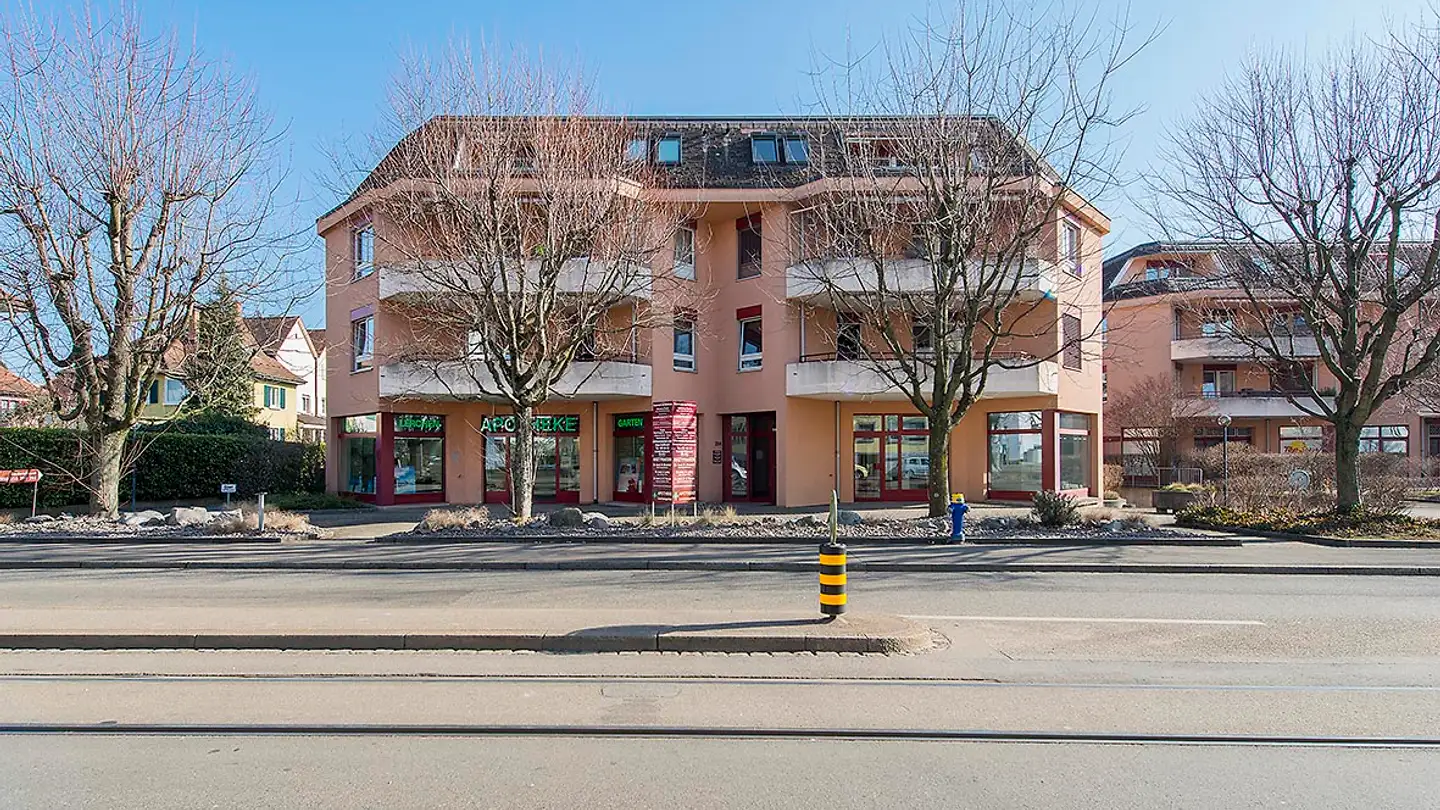 Shop for rent - Baslerstrasse 254, 4123 Allschwil