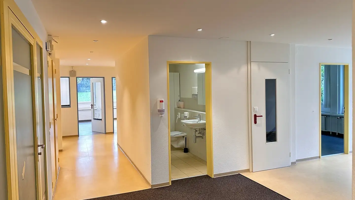 Gewerbe mieten - Geissacher 8, 8126 Zumikon