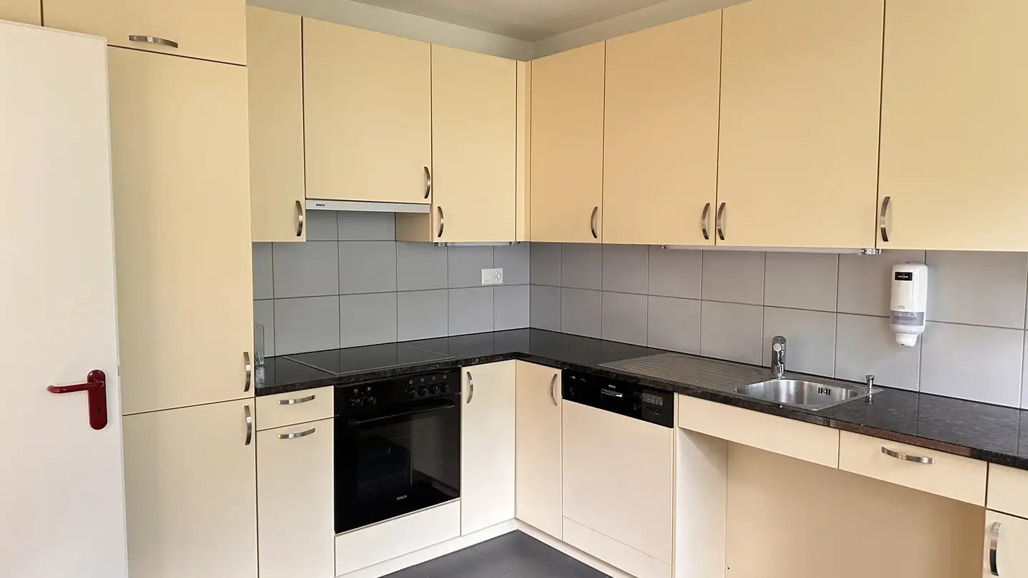 Commercial à louer - Geissacher 8, 8126 Zumikon - Photo 3