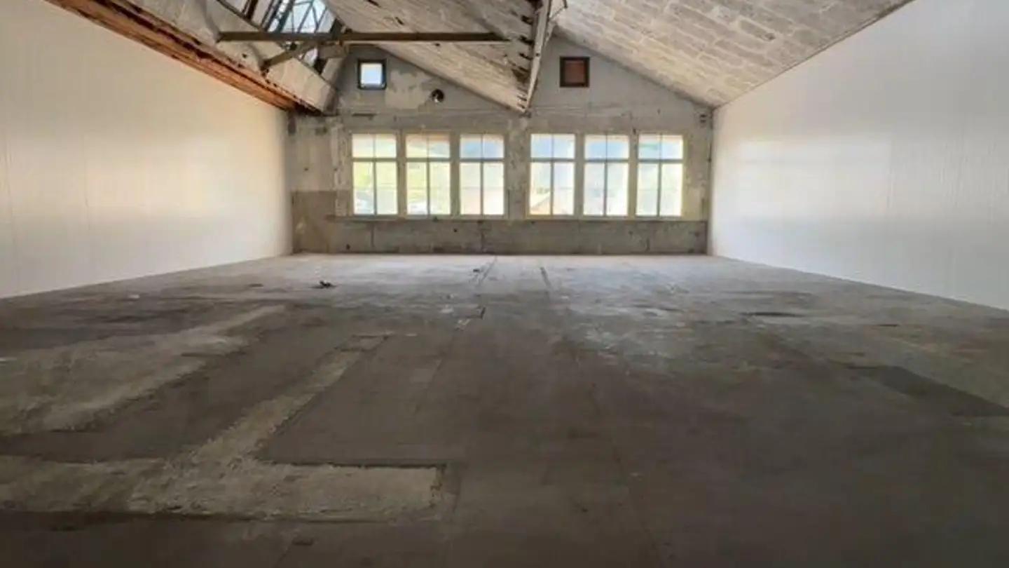Espace de stockage à louer - 2882 St-Ursanne