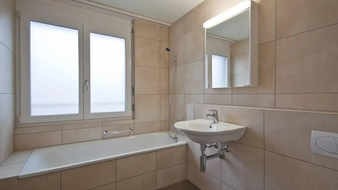 Wohnung mieten - Glarnerstrasse 50, 8854 Siebnen - Foto 4