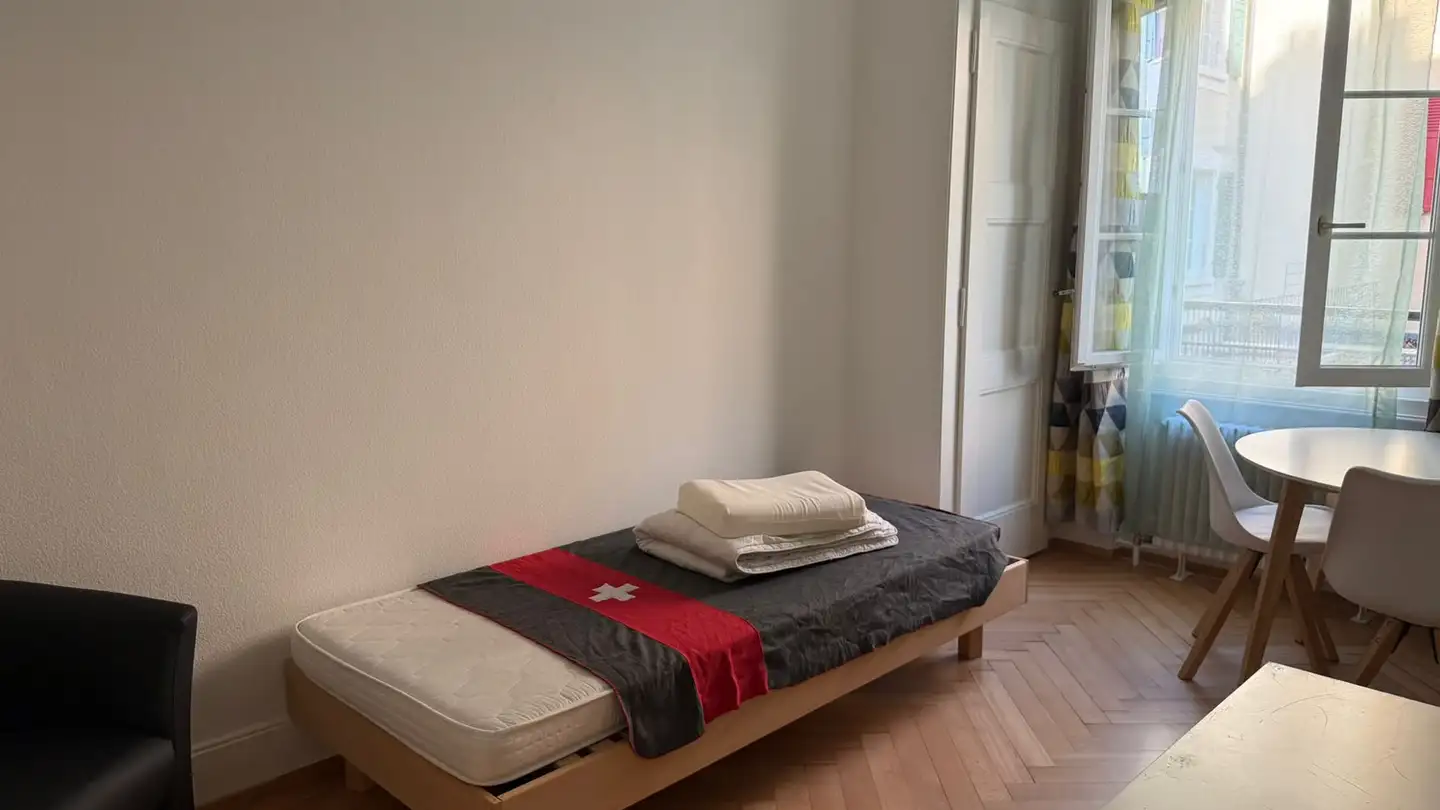 Chambre à louer - Avenue De Chailly, 1012 Lausanne - Photo 2