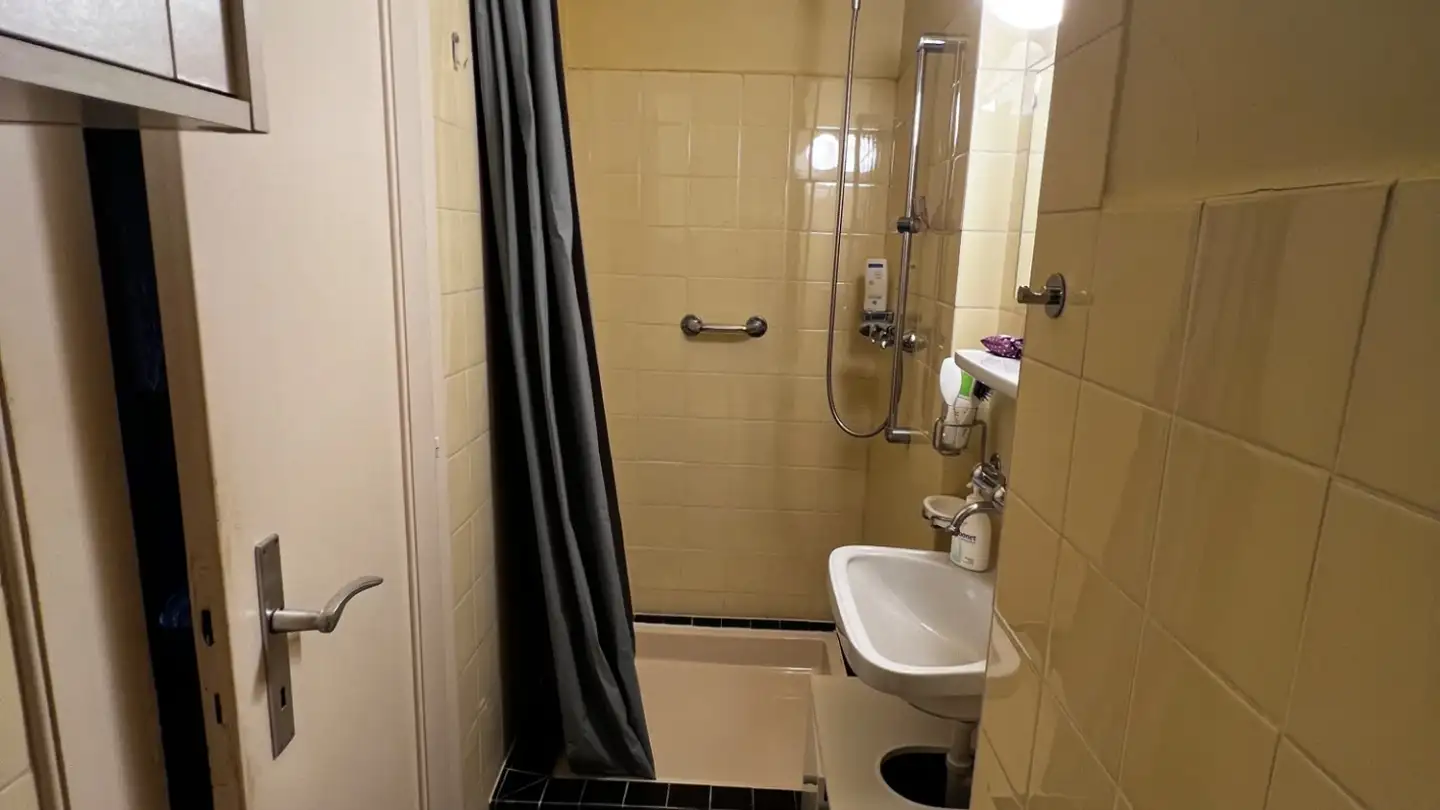 Single room for rent - Avenue De L'élysée 35, 1006 Lausanne - Photo 2