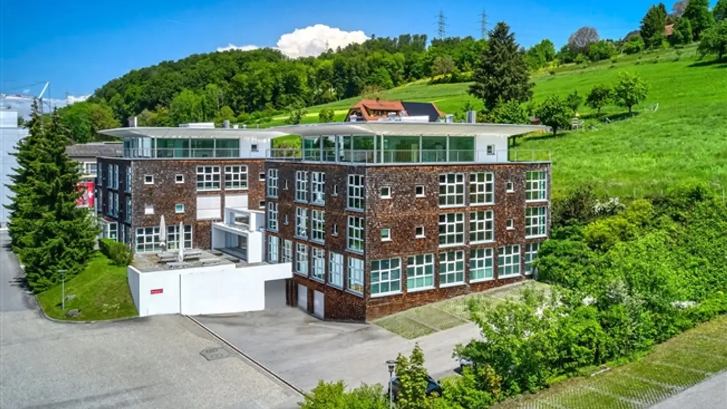 Office space for rent - Kantonsstrasse 100, 6234 Triengen