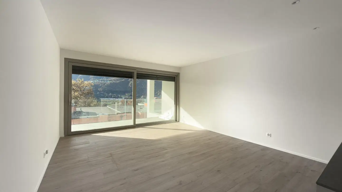 Apartment for rent - 6943 Vezia