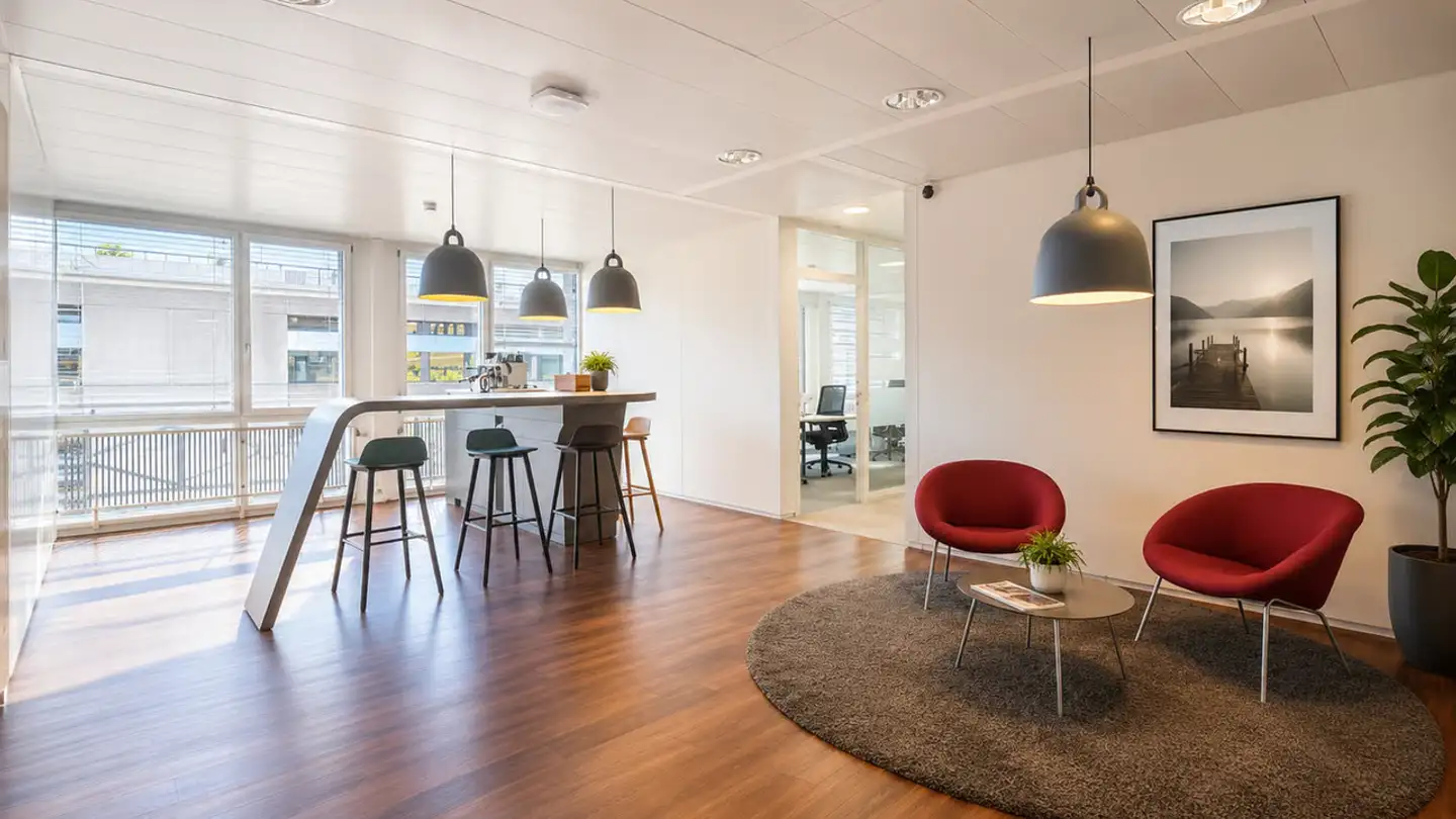 Bureau à louer - Thurgauerstrasse 54, 8050 Zürich