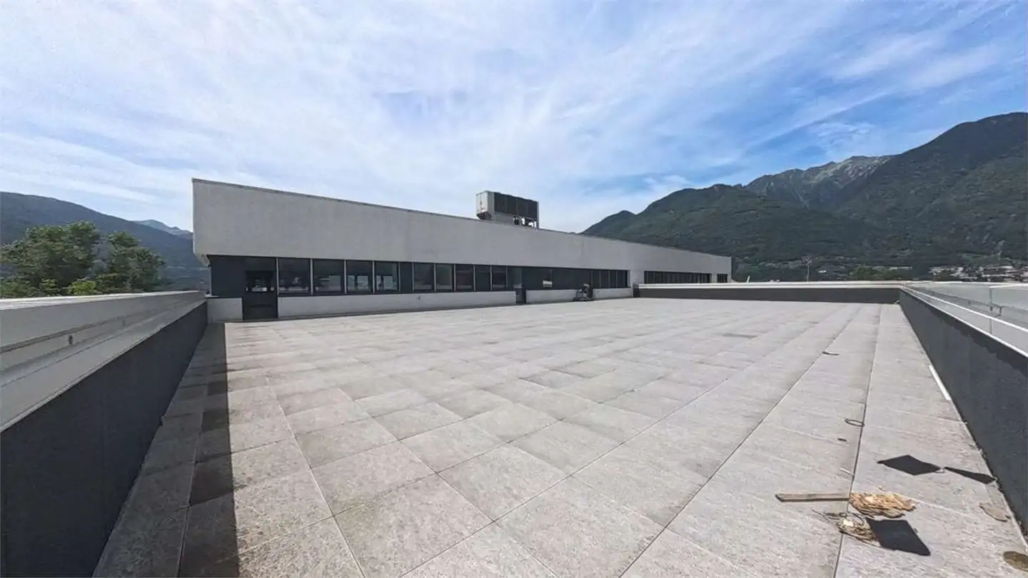 Shop for sale - 6512 Giubiasco
