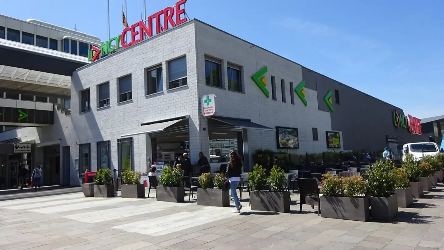 Shop for rent - Route De Chancy, 1233 Bernex