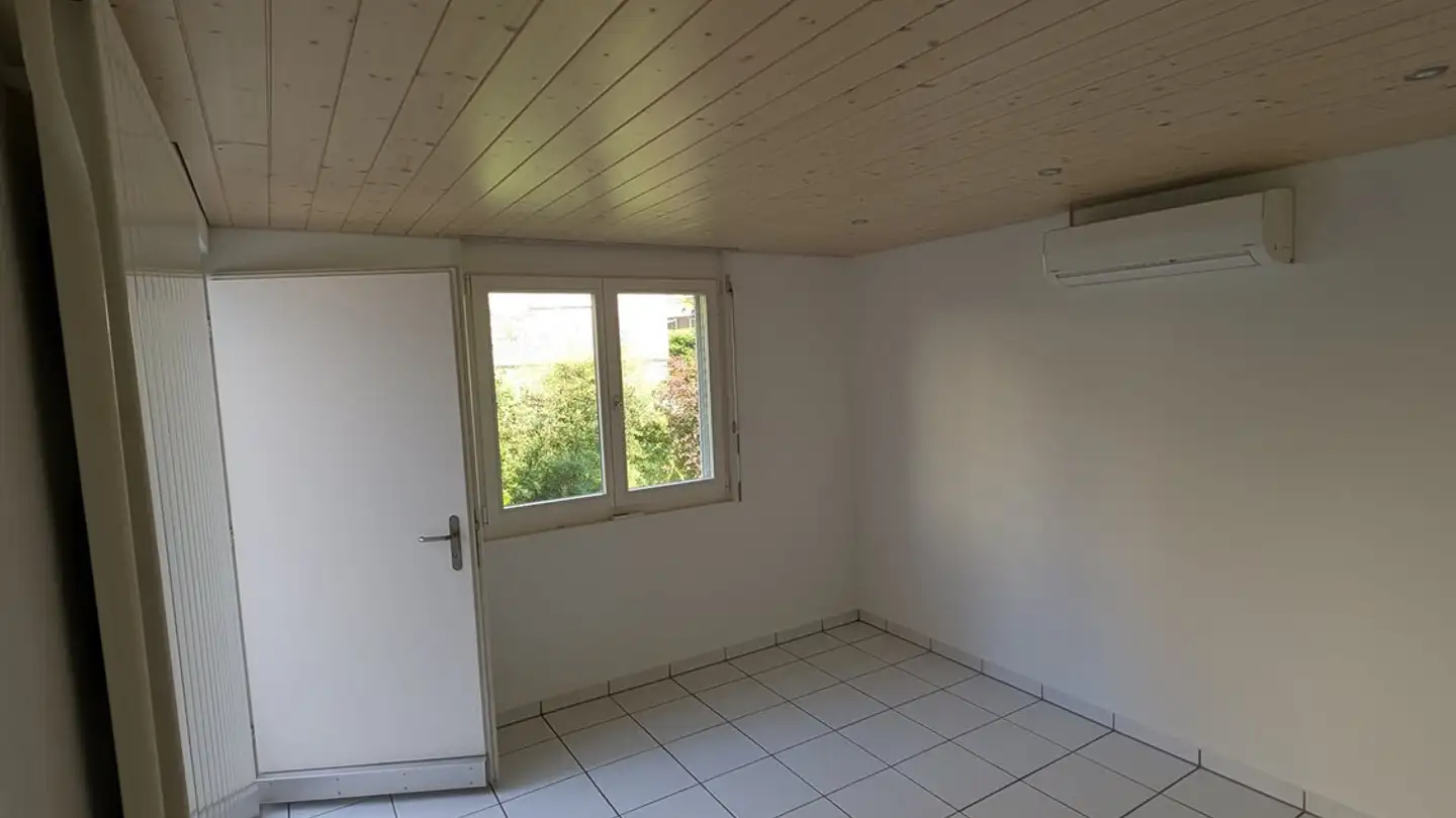 Spazio ufficio in affitto - 6374 Buochs