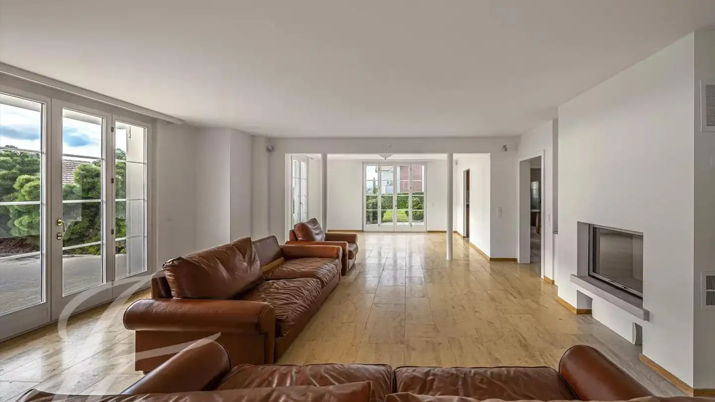 Single house for sale - 1185 Mont-sur-Rolle