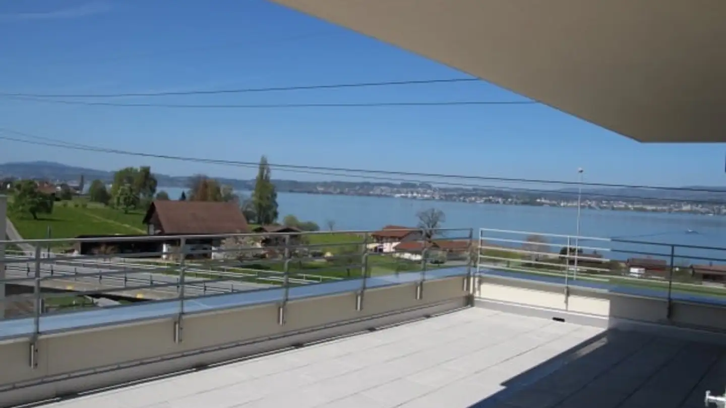 Penthouse for rent - Brügglistrasse 7a, 8852 Altendorf