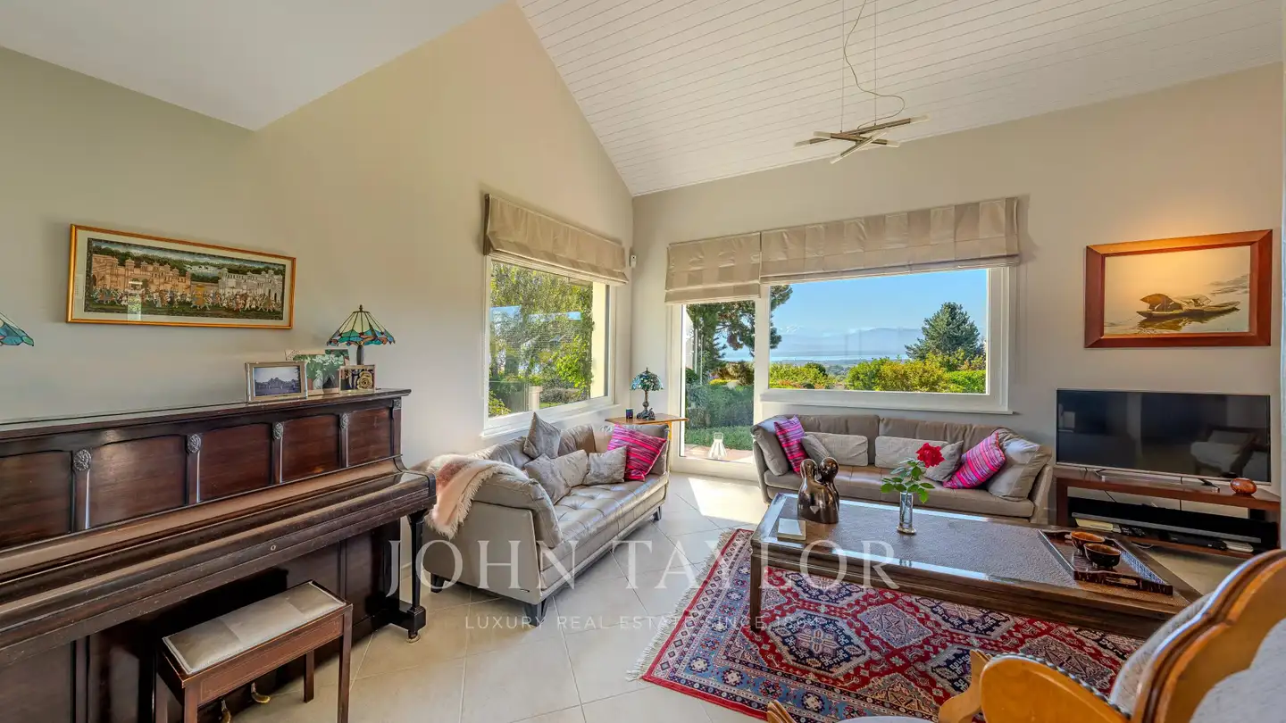 Single house for sale - 1271 Givrins