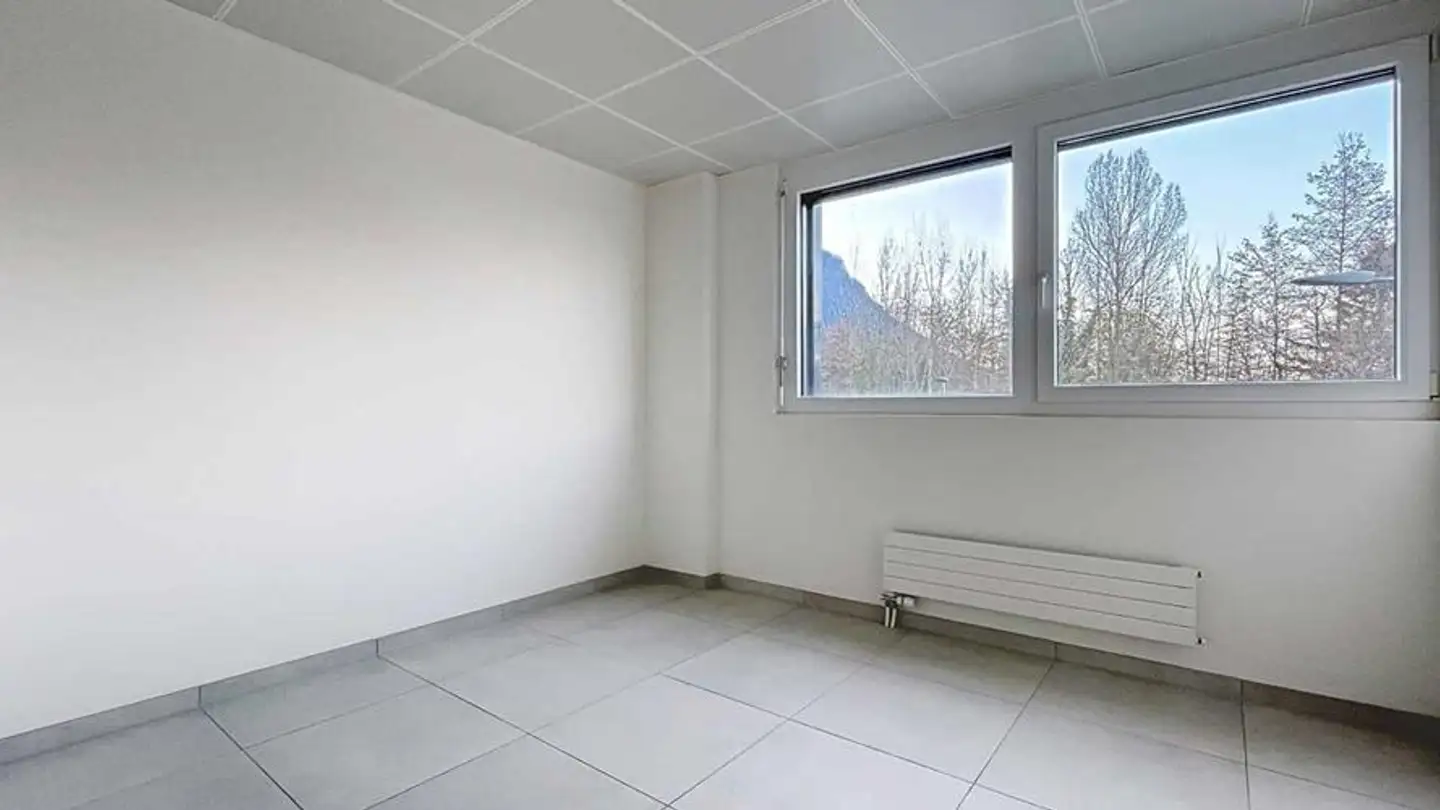 Bureau à louer - Route Du Simplon 21, 1845 Noville