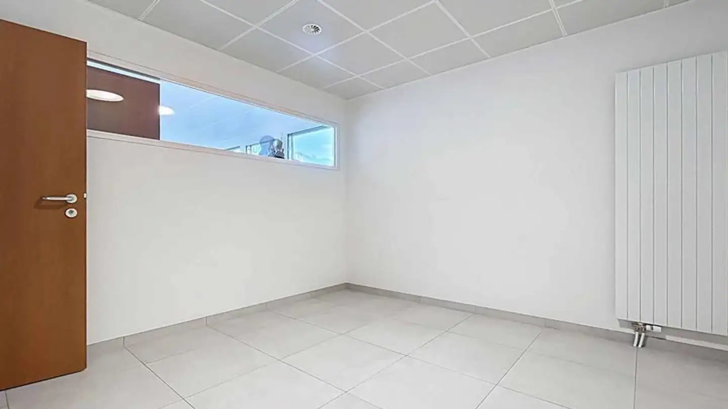 Bureau à louer - Route Du Simplon 21, 1845 Noville - Photo 4