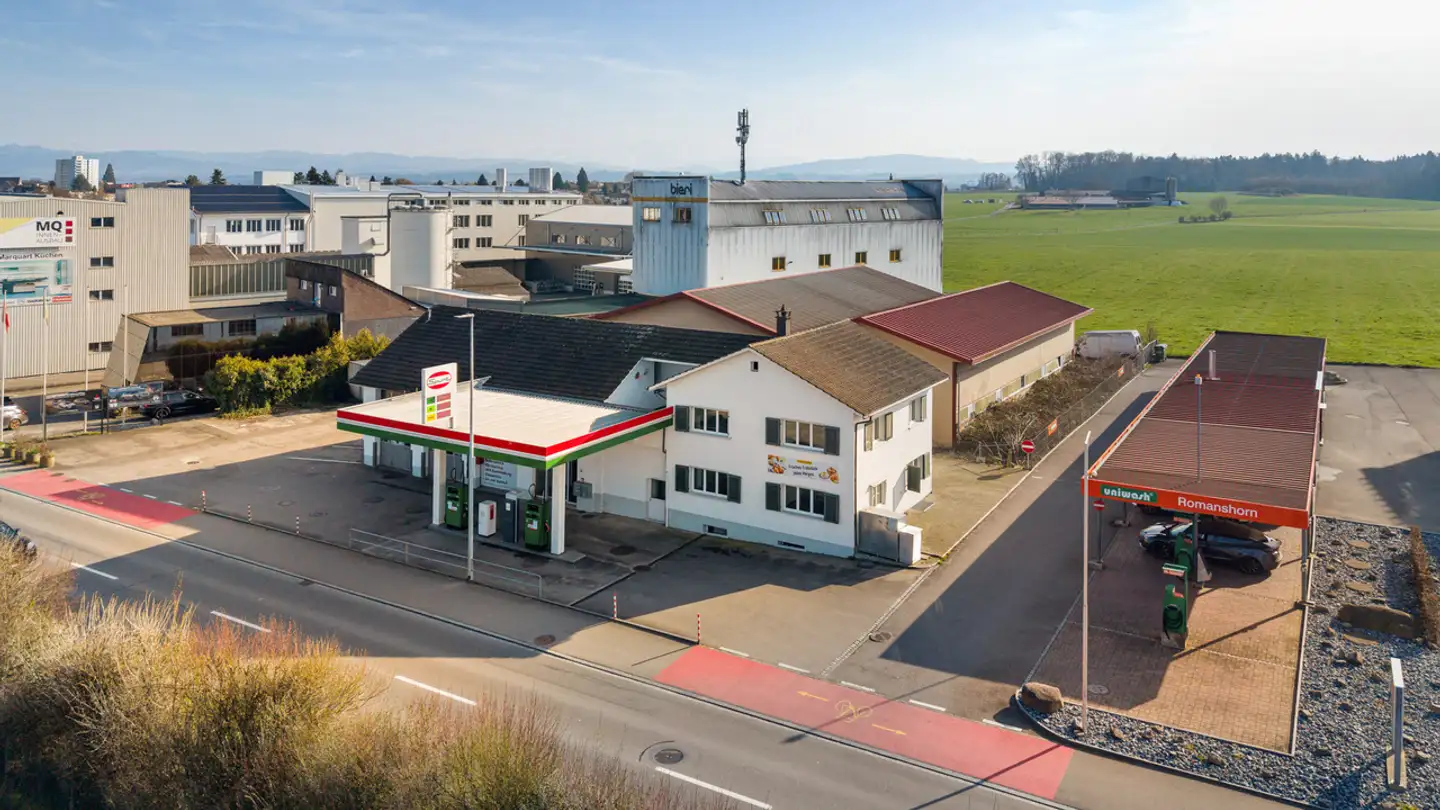Mixed-use building for sale - Kreuzlingerstrasse, 8590 Romanshorn