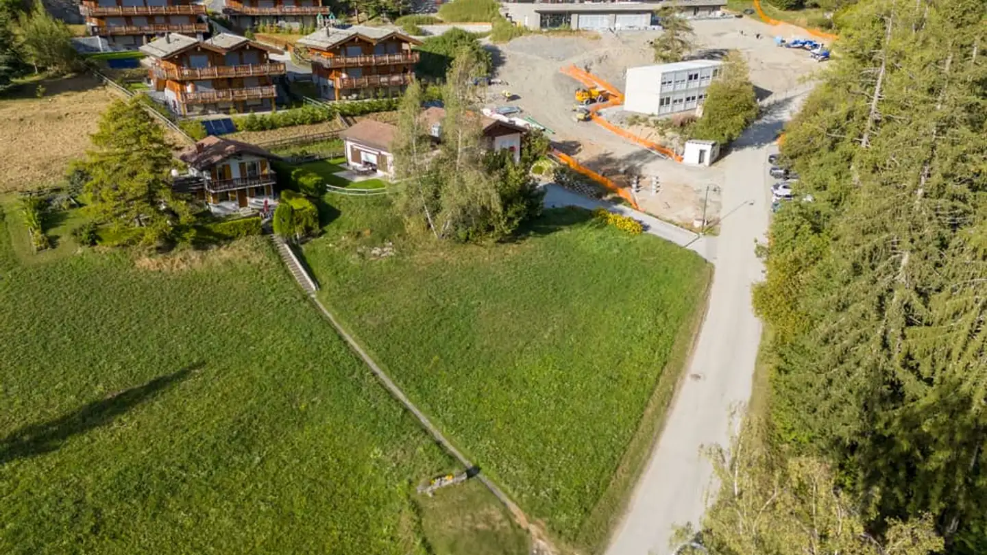 Constructible plot for sale - Route De Crans-Montana, 3963 Montana - Photo 2