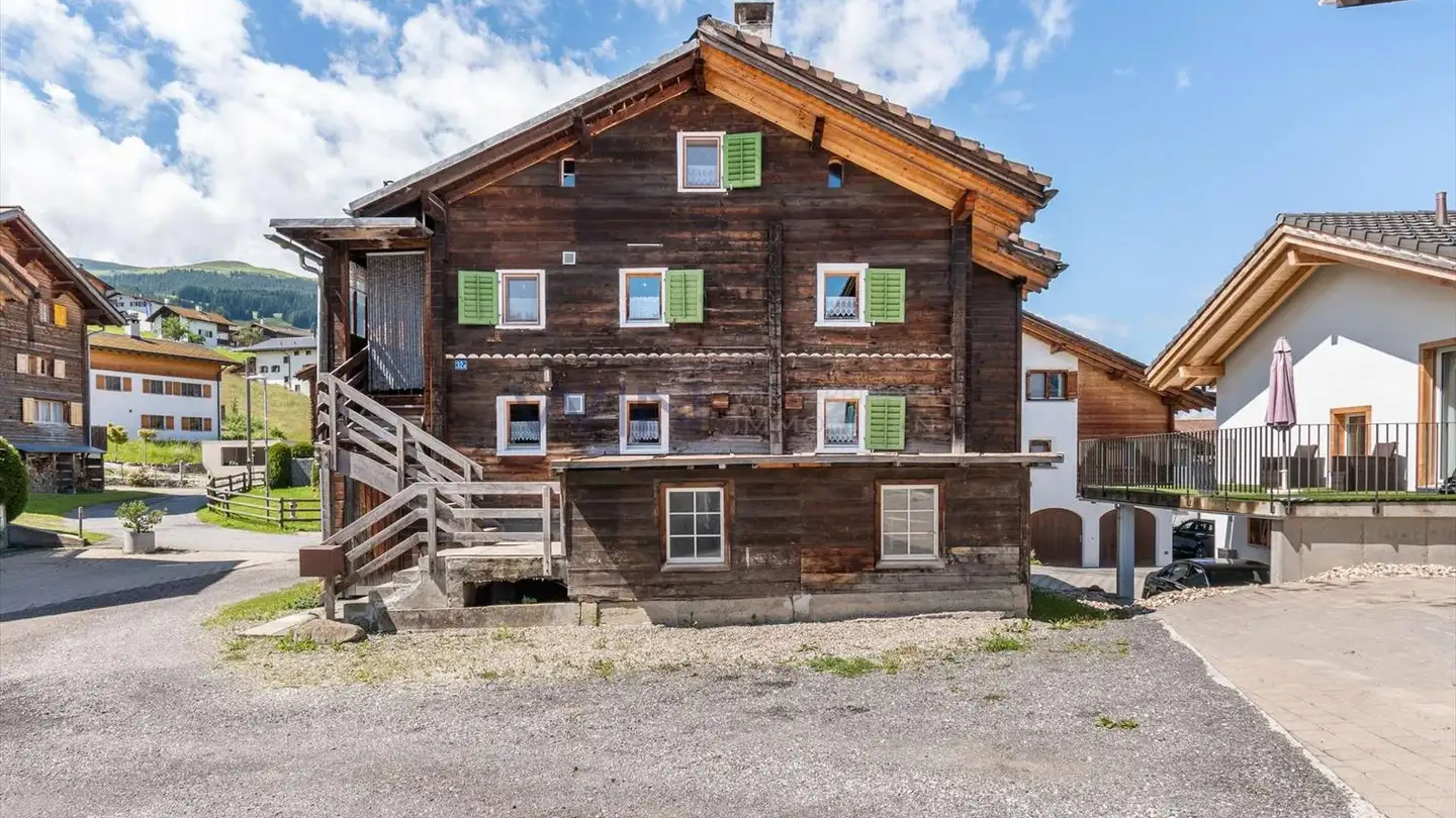 Maison jumelle à vendre - 7134 Obersaxen