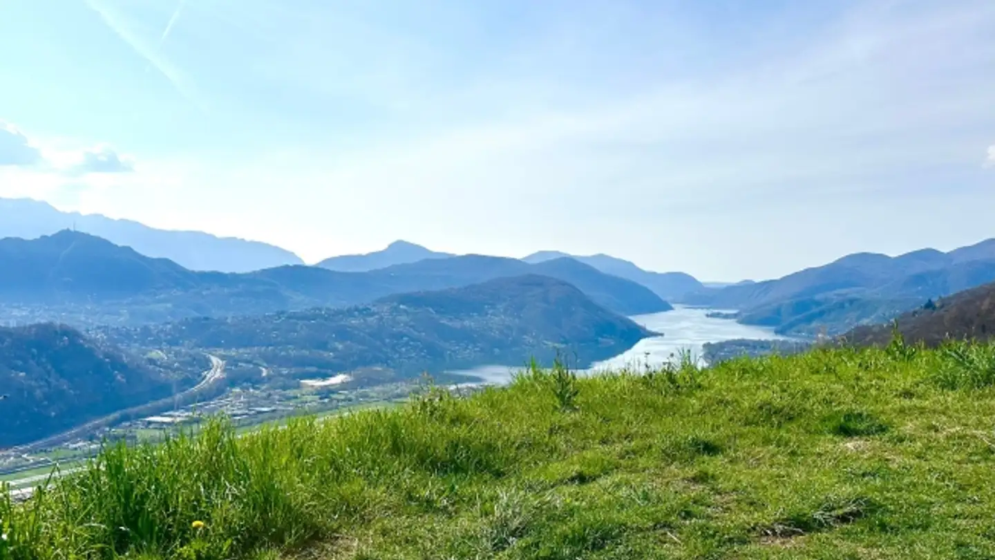 Terreno edificabile in vendita - 6936 Cademario