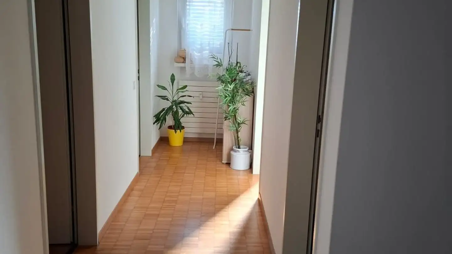Wohnung mieten - Wehntalerstrasse 592b, 8046 Zürich - Foto 2