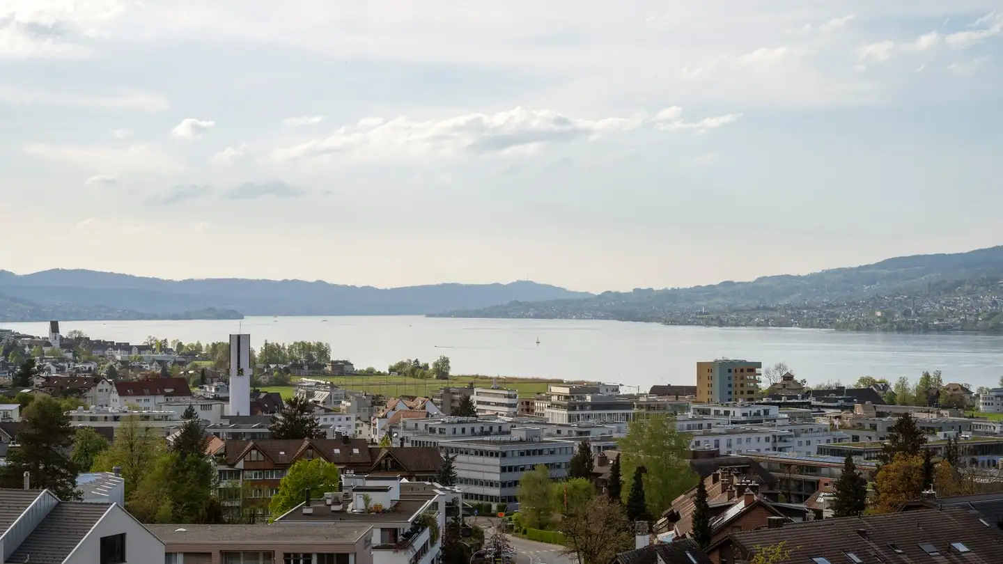 Appartamento a gradini in affitto - Bachtelstrasse 20, 8808 Pfäffikon SZ - Photo 2