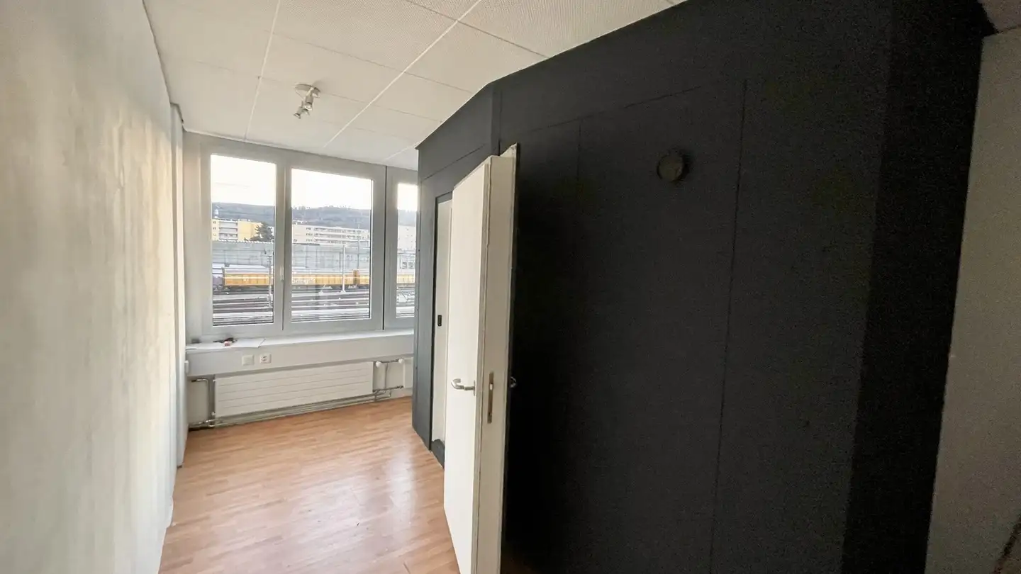 Commercial à louer - 8048 Zürich - Photo 4