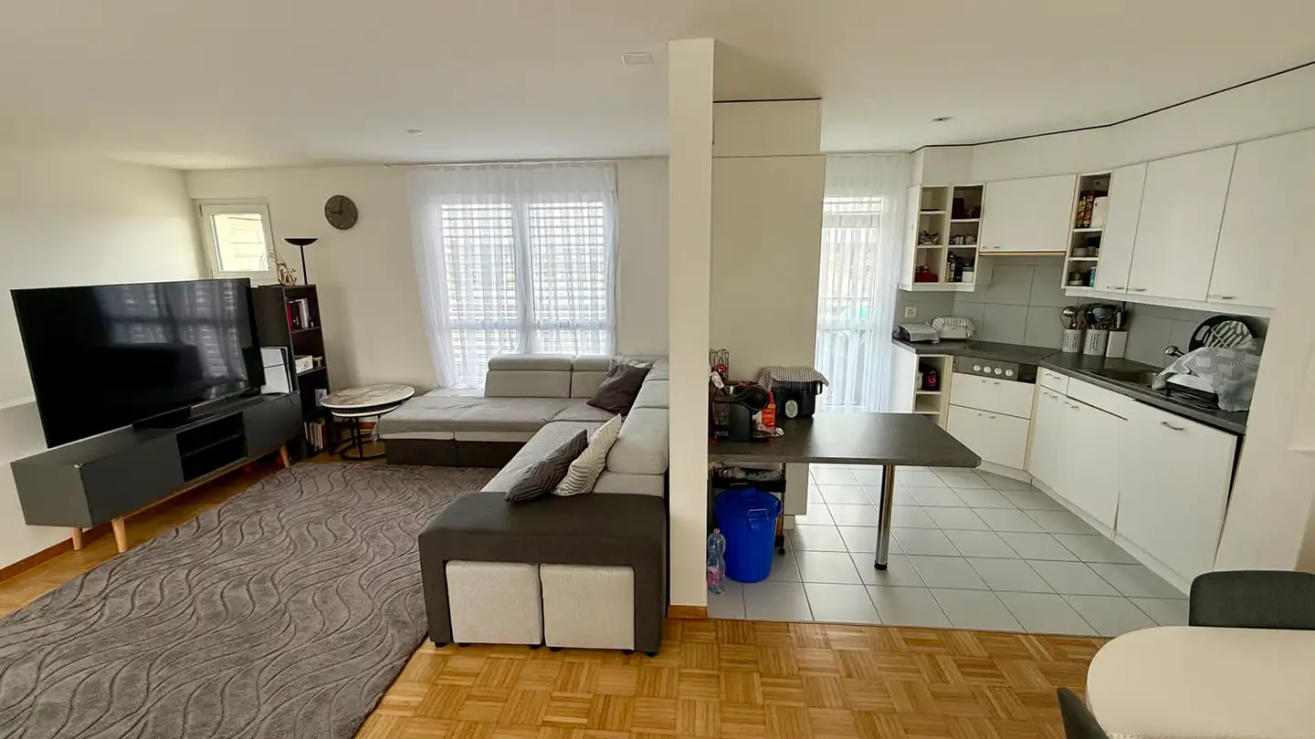 Wohnung mieten - Aronenweg 7, 8618 Oetwil am See