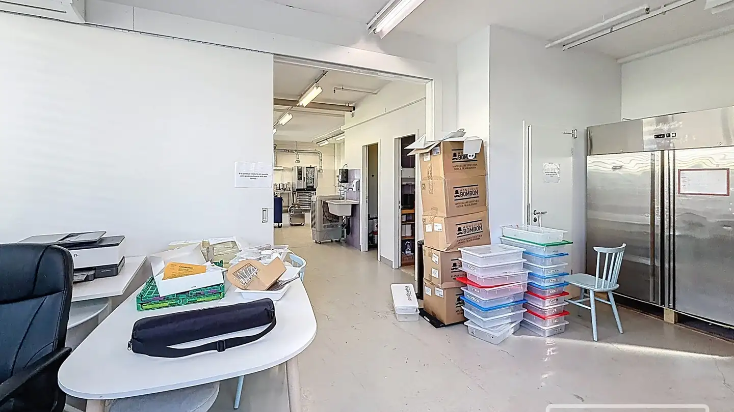 Commercial à louer - Route de Denges 28 G, 1027 Lonay - Photo 2