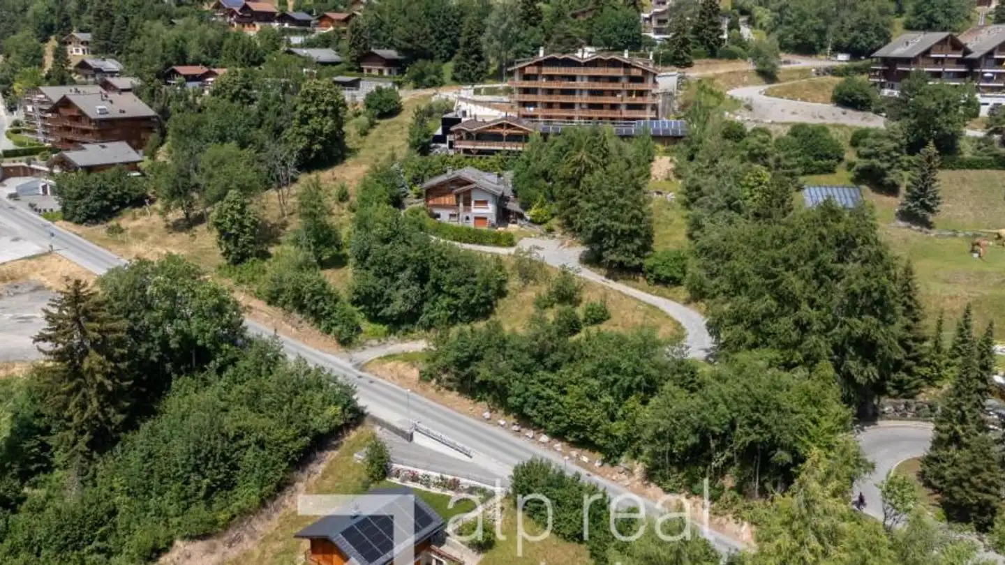 Terrain constructible à vendre - Route Des Bains 83, 1911 Ovronnaz