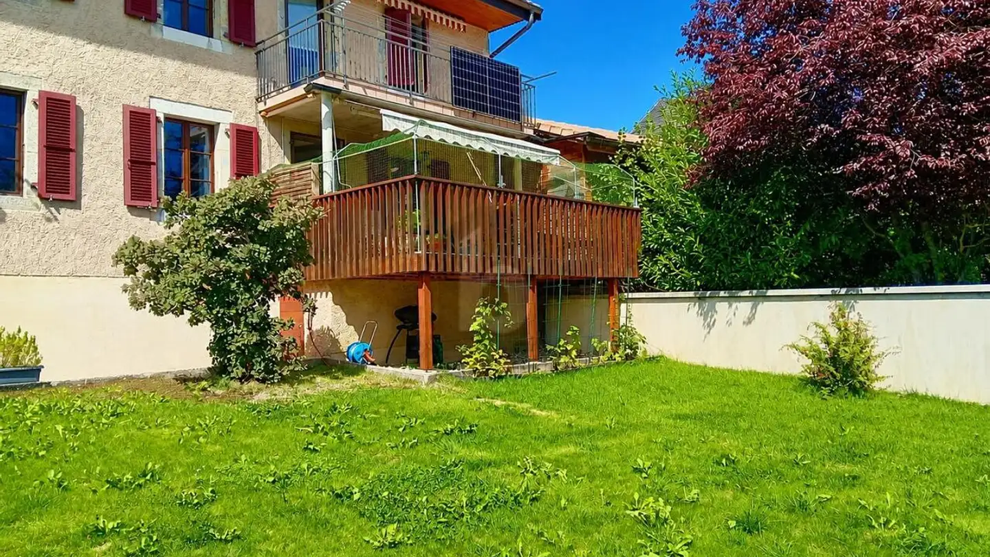 Maison en terrasse à louer - 1338 Ballaigues