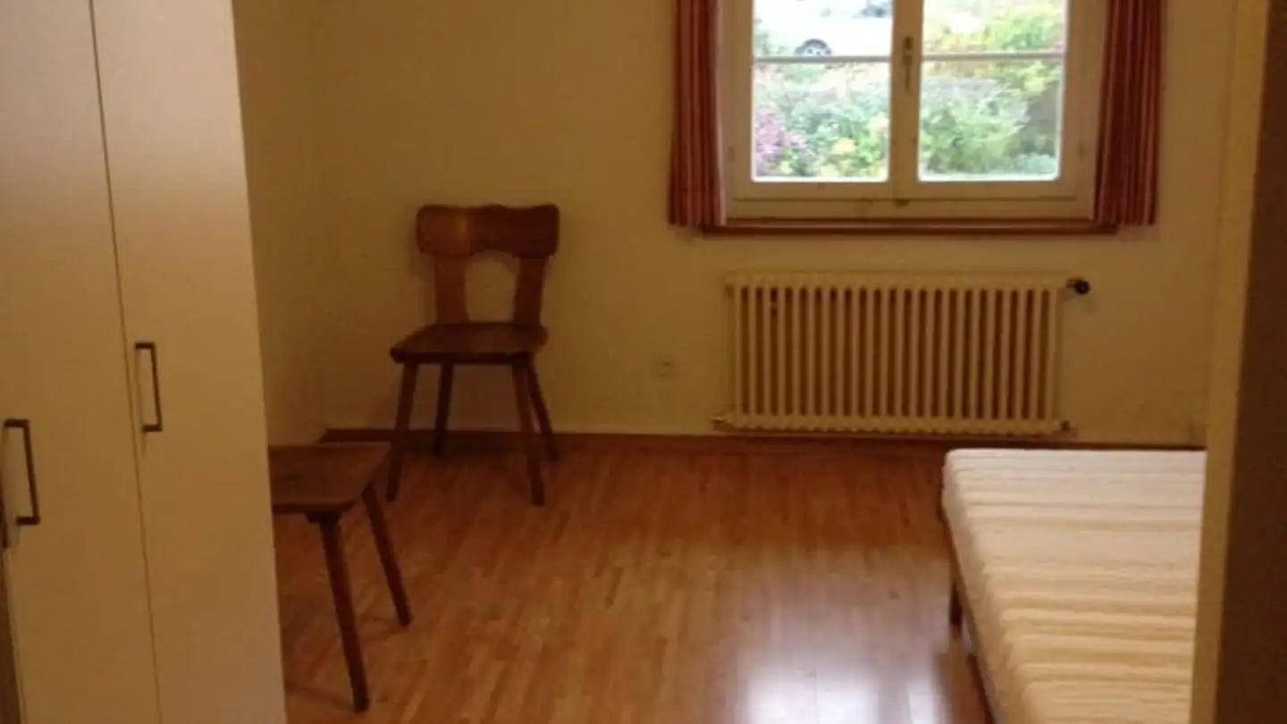Stanza singola in affitto - Mitteldorfstrasse 4, 5072 Oeschgen