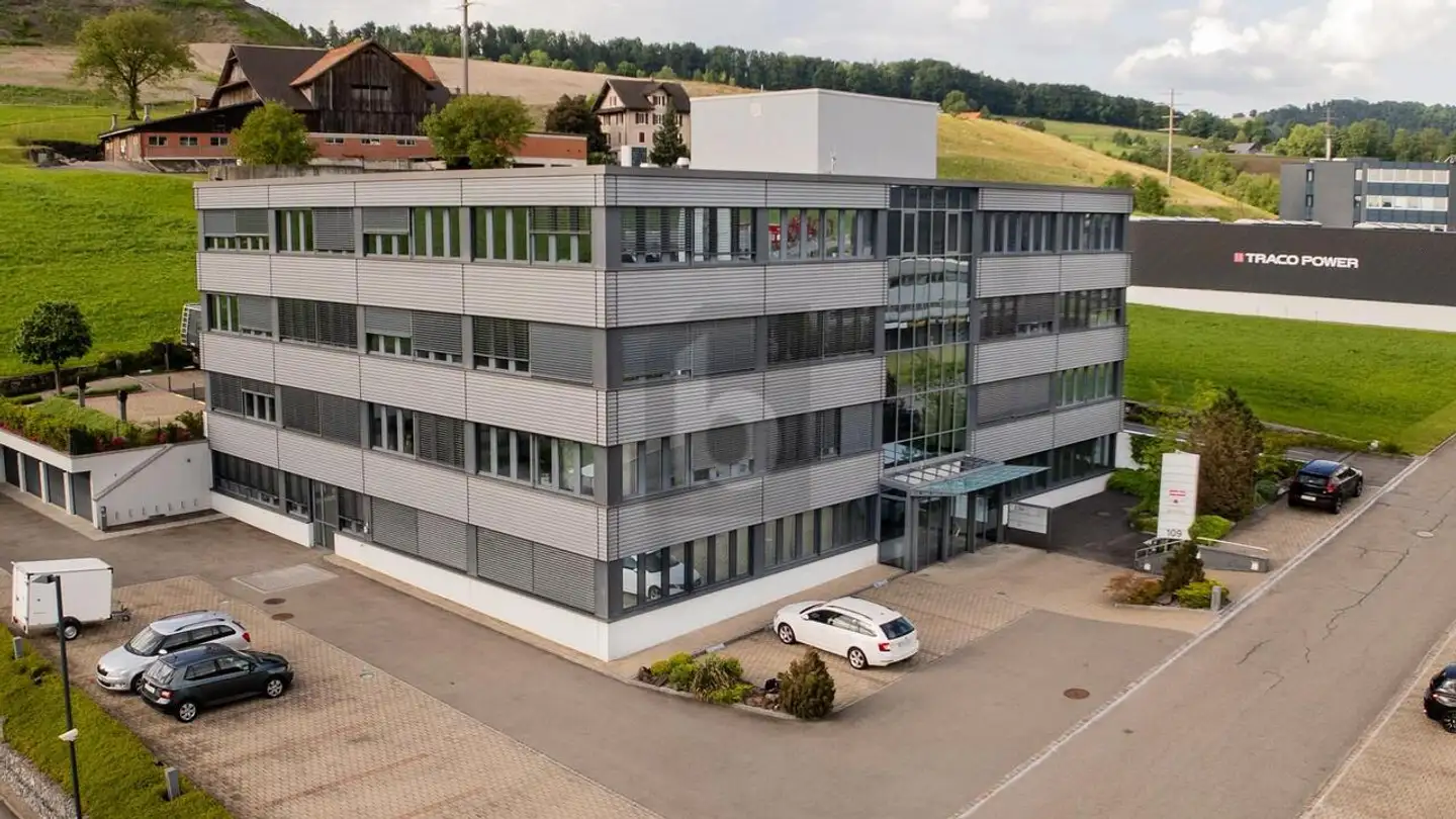 Office space for rent - 6340 Baar