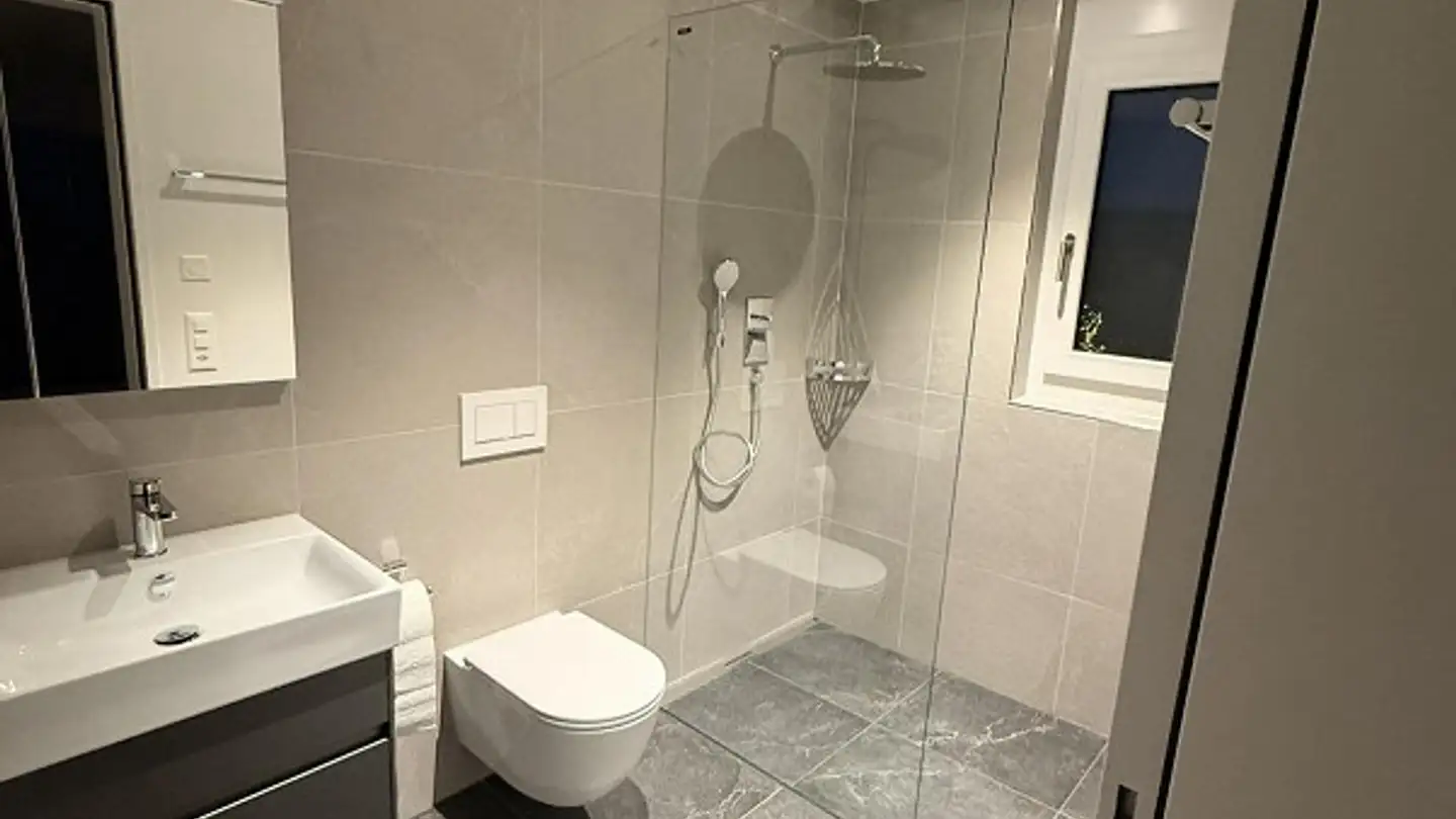 Wohnung mieten - Unterer Althof 1, 8854 Siebnen - Foto 2